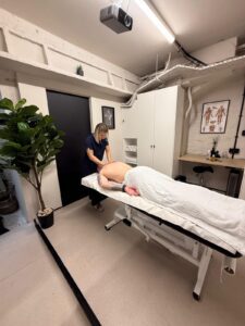 Anca Buzatu Massage therapy relaxing London Marylebone sports massage deep tissue sports massage